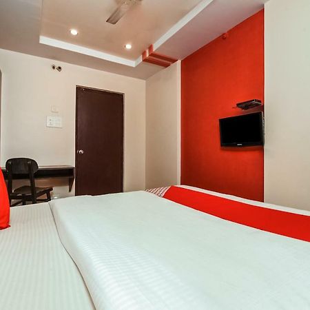Oyo 28856 Manjeera Inn Visakhapatnam Exterior foto